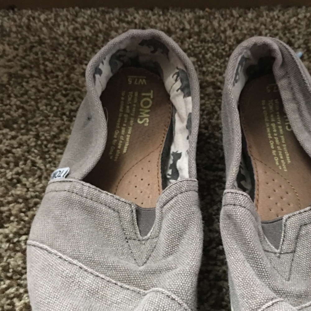 7.5 Toms Flats (Grey Canvas)